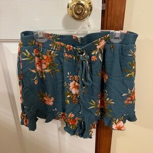 American Eagle Floral Shorts. Women’s Size M